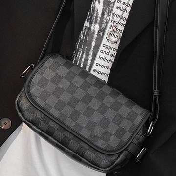 男生包包 包包男 小方包 男生斜背包 男包 斜背包男 男用側背包 防水斜背包 側背包男 小側背包 運動側背包 116