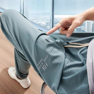 冰絲涼感~薄款長褲 防曬耐磨網眼透氣休閒褲男彈性大尺碼速乾簡約工作褲運動輕薄 長褲男 男生運動長褲 舒適涼感 直筒寬鬆