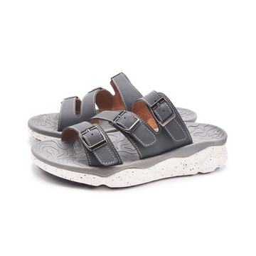 WALKING ZONE 三帶皮釦增高厚底拖鞋 男鞋-鐵灰色