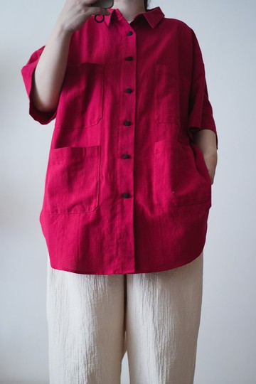 酒紅色寬版工裝短袖襯衫