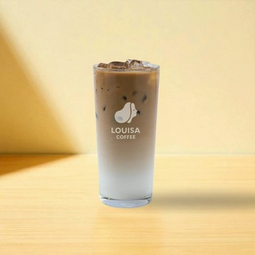 【路易莎咖啡】大杯莊園級拿鐵(兌換冰熱任選)
