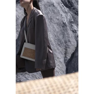 Solihiya / Solid Paper clutch crossbody bag 藤編鏤空手拿斜挎