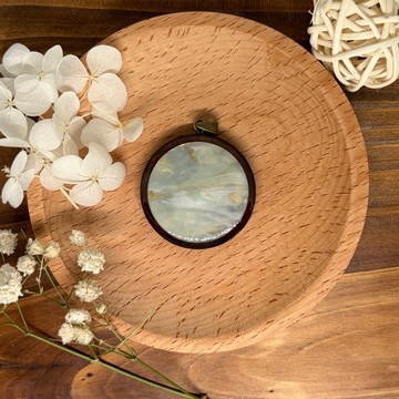 樽蓋再生項鏈吊墜-淺綠白金暈染 NP020