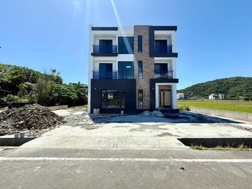 礁溪近省道低總價全新大面寬農舍｜宜蘭縣礁溪鄉柴圍路