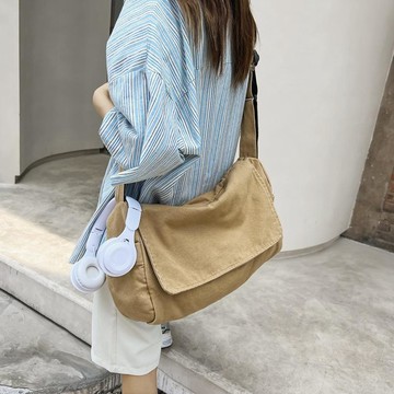 新品特惠✨日系水洗帆布包慵懶風垂感斜挎包女文藝上課包郵差包休閒單肩包男小挎包 托特包 郵差包 側背包