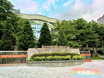 降惠宇晶華｜五期西區・朝南大三房休旅車位｜台中市西區向上南路一段
