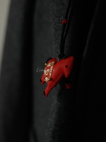liaworks原設計真絲羊皮法式刺繡長項鏈