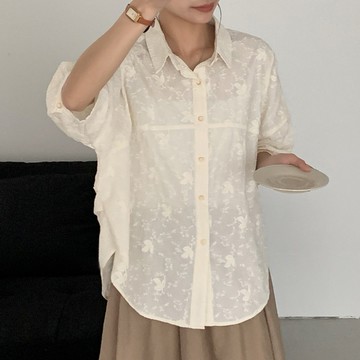 精緻鈎花翻領薄襯衣121561C
