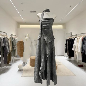 (免運)法式復古抹胸套裝裙女十三行2025夏季設計感開叉無袖上衣半身裙