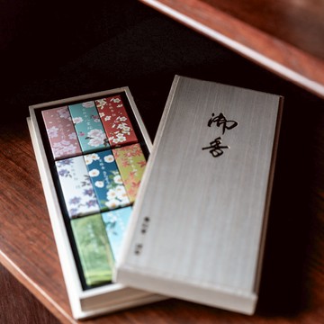 日本 香彩堂 |四季彩 低煙量短線香禮盒 (9款入)