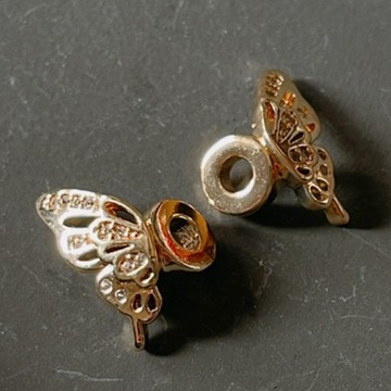 拾悦手作材料/5.5x13mm左右銅鍍鑲鑽蝴蝶翅膀隔珠/隔片左右1對賣/隔珠/配珠/串珠/DIY配件/台灣現貨可快速出貨