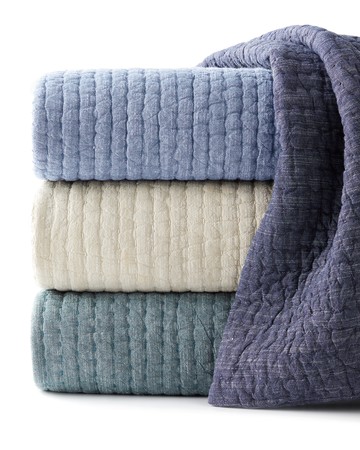 Vivada Quilted Standard Sham