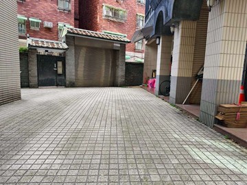 市中心百坪電梯透天｜新北市三峽區長泰街