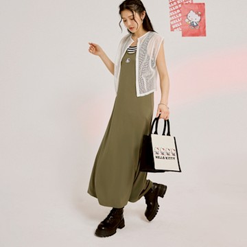 OB嚴選中大尺碼-KITTY 經典再現．莫代爾刺繡圖案無袖長洋裝《IK0066》