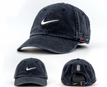 Nike hotsell friends hat