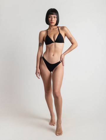 Black 經典黑 / 1.5mm NBR 前扣三角比基尼 / Top