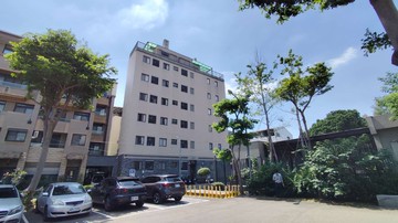 讚科博館大潤發超讚18間獨洗獨曬電梯 透套｜台中市北區民權路