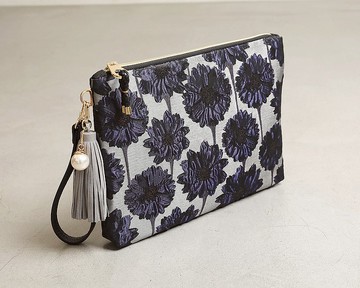 Goodnight Daisy clutch bag