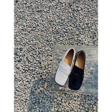 BIUCILI “歪得很” 原創設計師小眾方頭一腳蹬樂福小皮鞋女單鞋