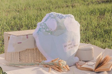 【實用禮物】溫柔棉花滿天星軟綿綿花束造型抱枕睡覺靠枕沙發抱枕