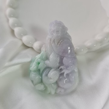 春帶彩料精緻刻工龍龜 | 天然緬甸玉A貨翡翠