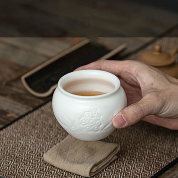 德化羊脂玉瓷素燒茶杯全手工主人杯中式風純色家用品茗杯功夫茶具