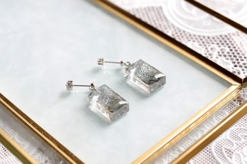 樹脂藝術 長方形耳環・純潔