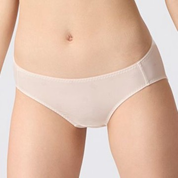 嬪婷-FTC-我的旅行日記 M-LL低腰三角褲(米白)BS4296CR