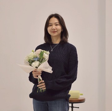 立體麻花長版針織上衣