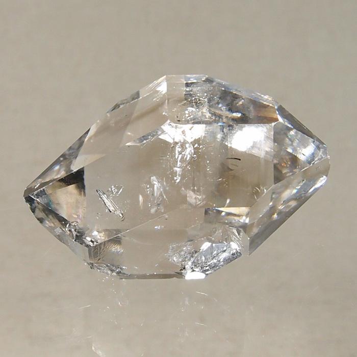 ハーキマーダイヤモンド（水晶）118.7ct　HK102