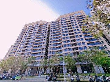 楠梓台積電⭐一樓挑高⭐2+1房+B1獨立大平面車位｜高雄市楠梓區大學二十一路