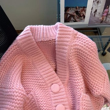 粉色V領毛衣外套女春秋加厚2024年新款韓系慵懶寬松短款針織開衫