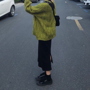 chic復古麻花長袖針織衫上衣套頭毛衣外套+高腰半身裙女1入