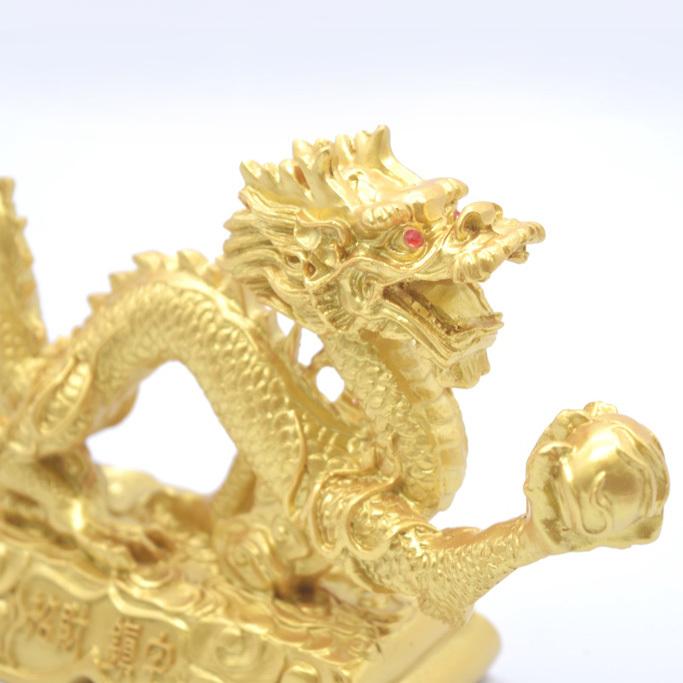 龍 金色 如意宝珠 樹脂製置物 13cm