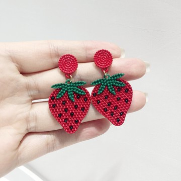 新款可愛甜美度假風草莓檸檬香蕉水果耳釘少女感彩色耳墜配飾品潮1入