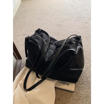 通勤大容量包包女2024新款秋冬單肩斜挎包時尚手提外出上班托特包