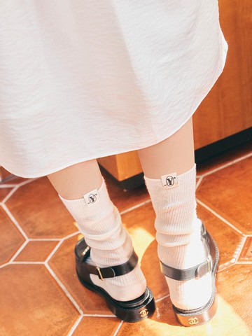 UNEMI Sheer Knee Socks [2 Colors] (Y5A005)