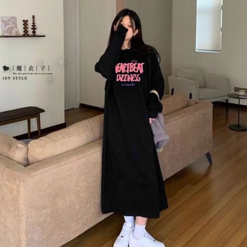 【QV3926】魔衣子-美風舒適‧字母印花圓領刷毛長袖連身長裙