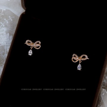 美貌 鍍14K真金925銀針蝴蝶結耳環 鋯石靈動吊墜簡約氣質精致耳飾1入