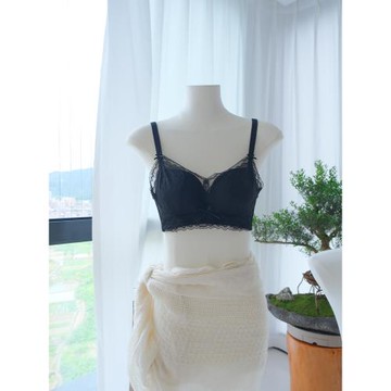 袔苡莥法式性感無鋼圈聚攏小胸蕾絲森系少女無痕文胸套裝三排扣厚