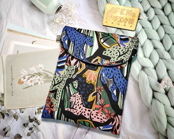 袋物系列-美國限量布有機棉布叢林獵豹花豹款-7.8吋電子書保護套