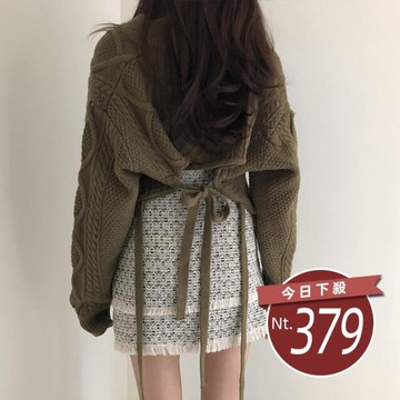 【台灣發貨】韓版慵懶風寬鬆麻花蝙蝠袖短版長袖上衣 長袖上衣 長袖t恤 衣服 女裝 上衣【W259