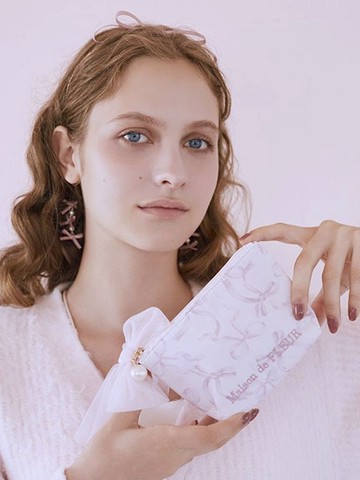 淡粉蝴蝶結印花迷你收納包(08000826500) - Maison de FLEUR