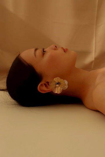 2021太陽之花耳環/耳針耳夾 樹脂 耳夾耳環 天然珍珠 黃銅 聖誕節