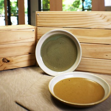 MEISTER HAND MJÖLK系列 牛奶餐盤(三色可選) - 薑黃色