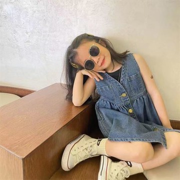 女童洋裝2023夏款兒童套裝牛仔抱嬰袋裙女孩無袖公主裙百搭吊帶裙