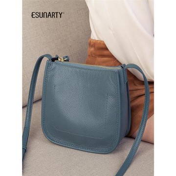 秋季小包包2025年新款潮時尚軟皮單肩手機包女洋氣真皮斜挎馬鞍包