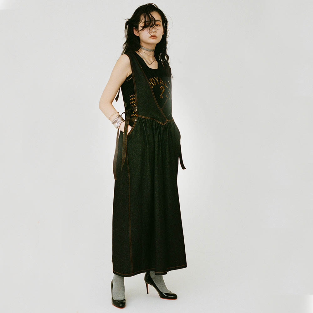 【77CIRCA 聯名 春夏新款】Dickies女款丹寧黑牛仔吊帶裙|DK009151BLK