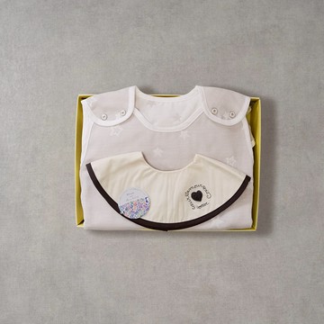 10mois  銀河星彩二層紗防踢背心圍兜禮盒組 - 米白