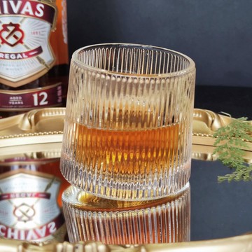 豎紋旋轉威士忌杯  小眾聖經雕刻設計威士忌對杯 創意客製化禮物